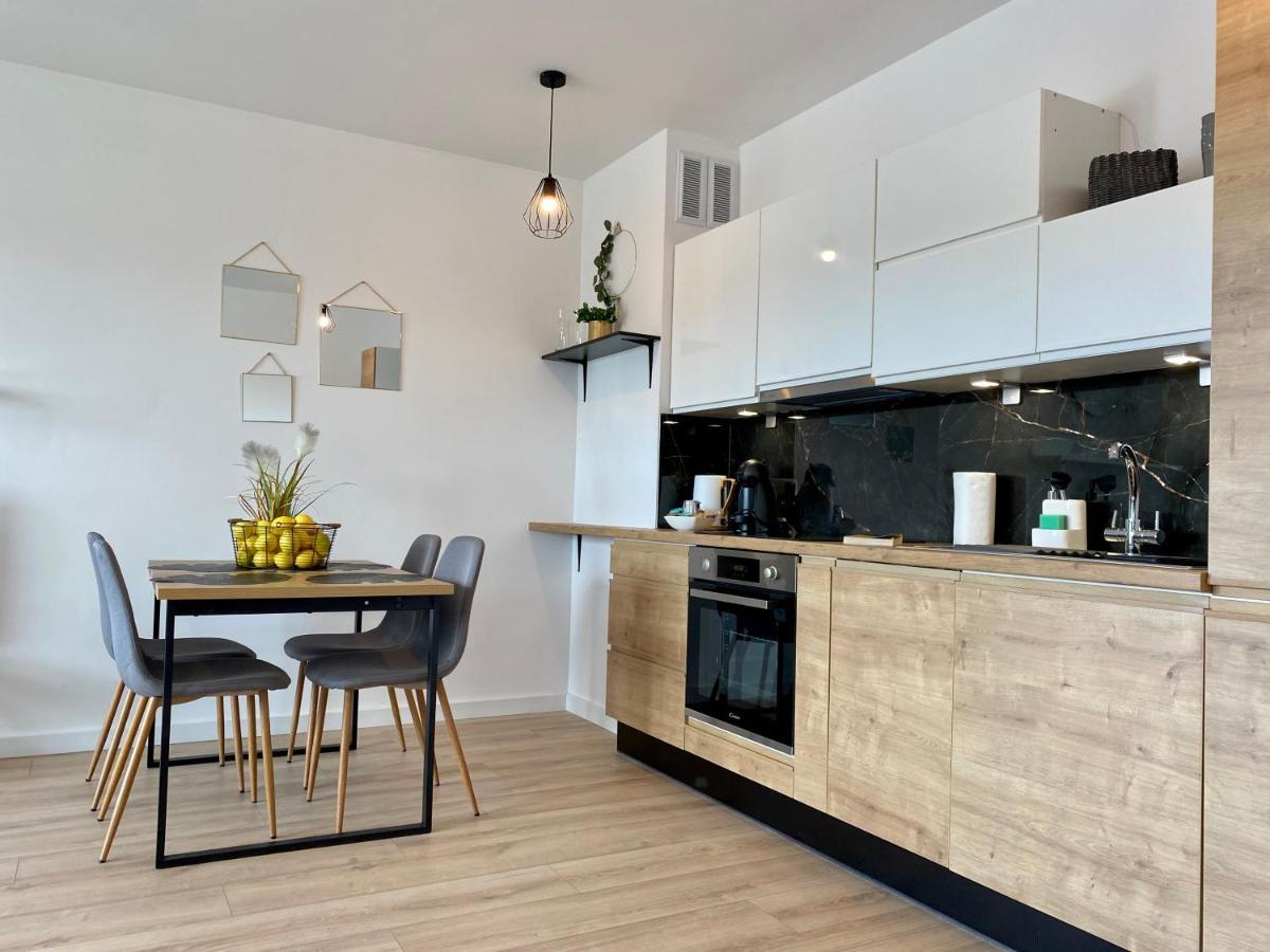 Apartament Camilli Lackberg Еленя-Гура Экстерьер фото